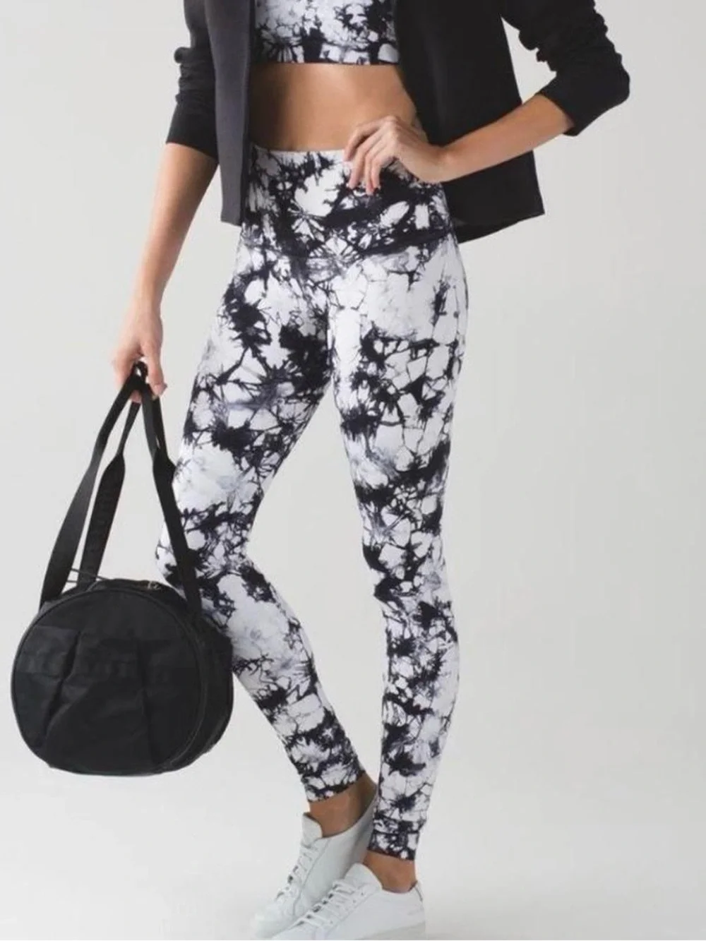 Size 10 Lululemon Wunder Under High-Rise Leggings - Shibori White Black